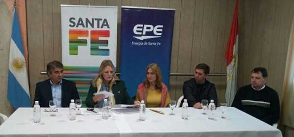 Apertura para trabajos de tendido cables preensamblado en las localidades de Elisa, La Pelada, Maria Luisa y San Agustín