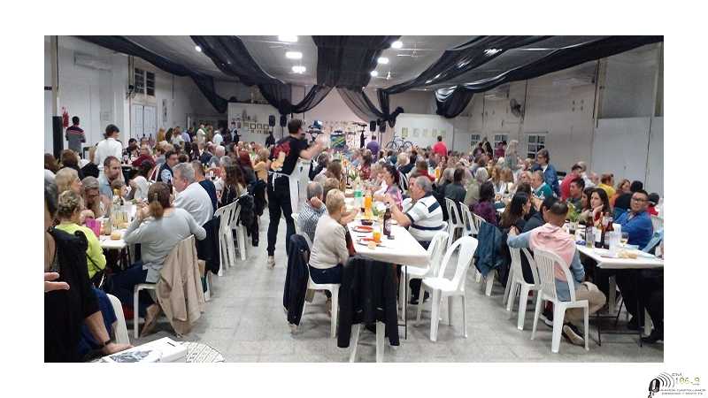 Banda Soñadora animó la cena del Hospice La Piedad ( ver 29 fotos)