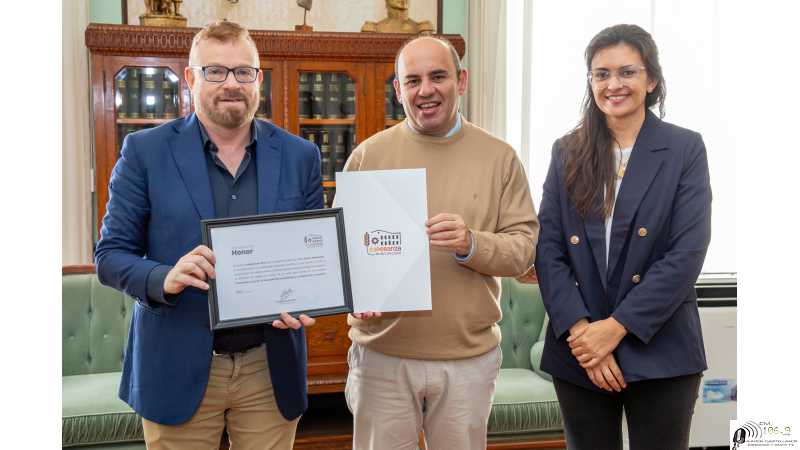 El reconocido científico Gabriel Rabinovich visitó la ciudad de Esperanza