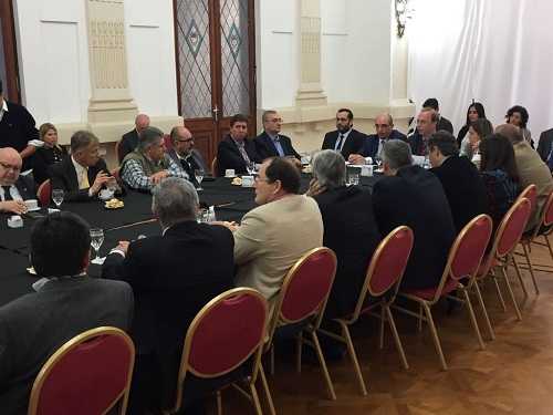 Ruben Pirola participo la reunión de constitucion de la Mesa de Análisis Sist. Tributario Pcial