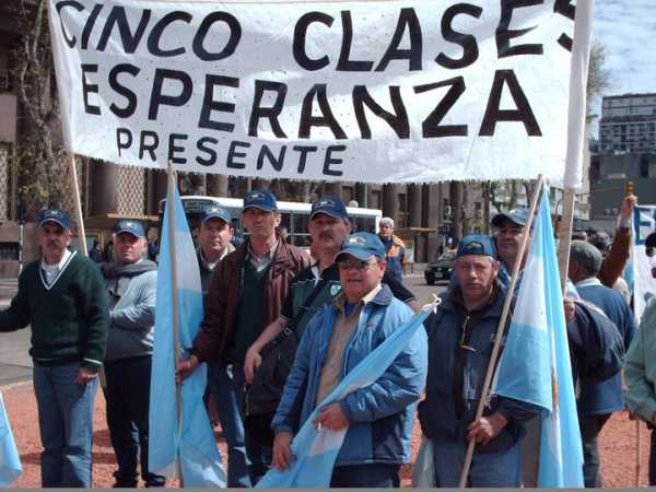 Asoc cinco clases de Esperanza tuvo importante reunión