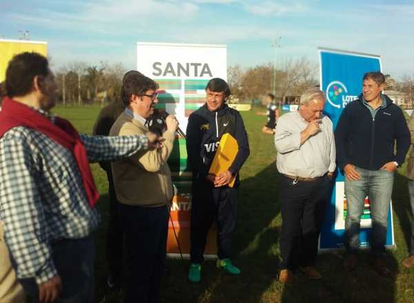 “La presencia de Los Pumas en Esperanza jerarquiza a la ciudad”, dijo Grenón
