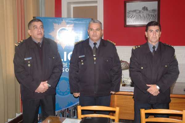 El jefe de Policia de la Prov de Sta Fe José Luis Amaya realizó esta mañana conferencia Prensa
