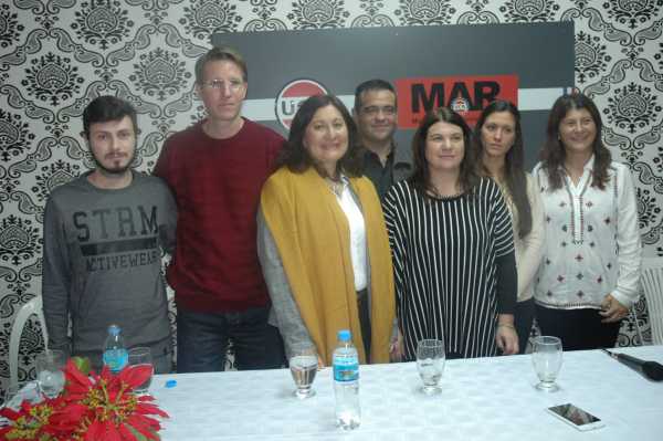 Un Cambio Real con Viviana Bogao y gente nueva y joven se presentó este miercoles en Esperanza