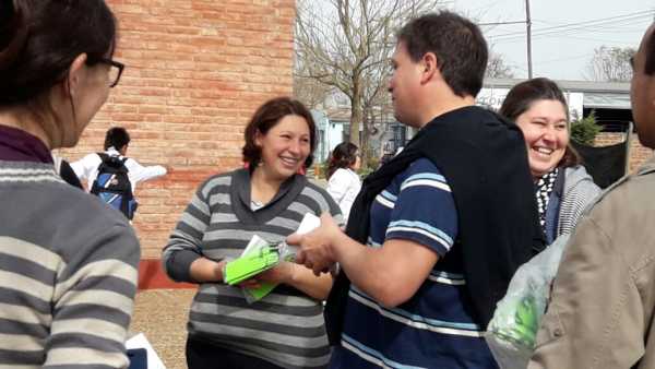 VICTOR ELENA salio a recorrer hoy B.Unidos y A.Castellanos a estar con los vecinos