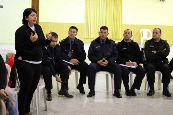 Toledo: “Con las mesas barriales estamos fortaleciendo los lazos comunitarios”