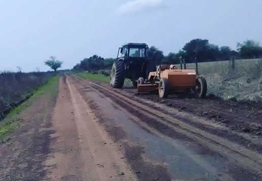 Caminos rurales otra muestra del trabajo nos enviaSecretario de obras publica Martín Franconi