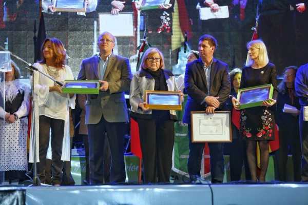 Luis Contigiani dio el mensaje de la Prov. deSta Fe en Fiesta Nacional del Agricultor