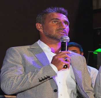 viernes 3/11 a las 19 horas, en el Salón Blanco estará Raúl Alfredo Cascini
