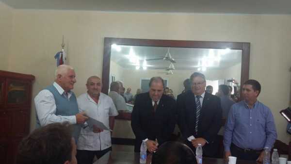 Gobierno Provincial entregó $3.000.000 para retechado del Samco de Esperanza