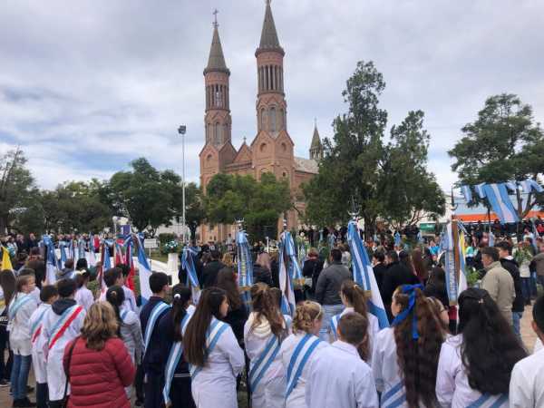 Se celebró el 25 de mayo con actos en plaza San Martín