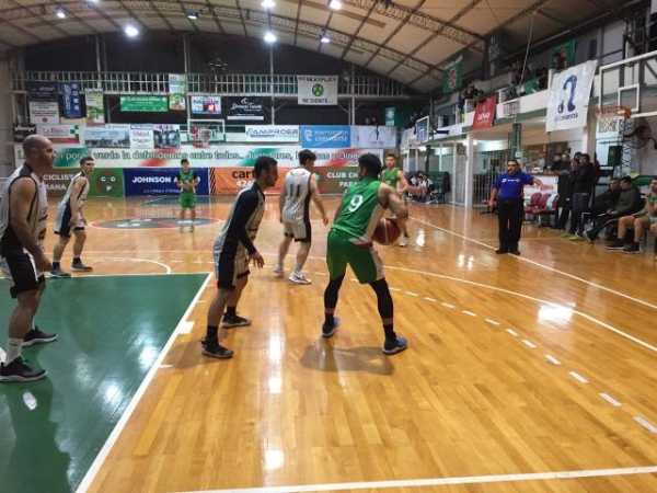 En la reanudación del “Dos Orillas” Almagro perdió en Paraná