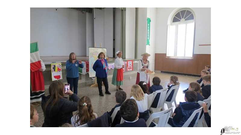 Baldasare Cattaneo el sentimiento y la gratificación de recorrer instituciones, educando y aprendiendo ( ver 9 fotos)