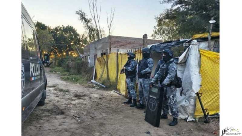 Esperanza: 13 allanamientos por microtráfico y 10 personas aprehendidas