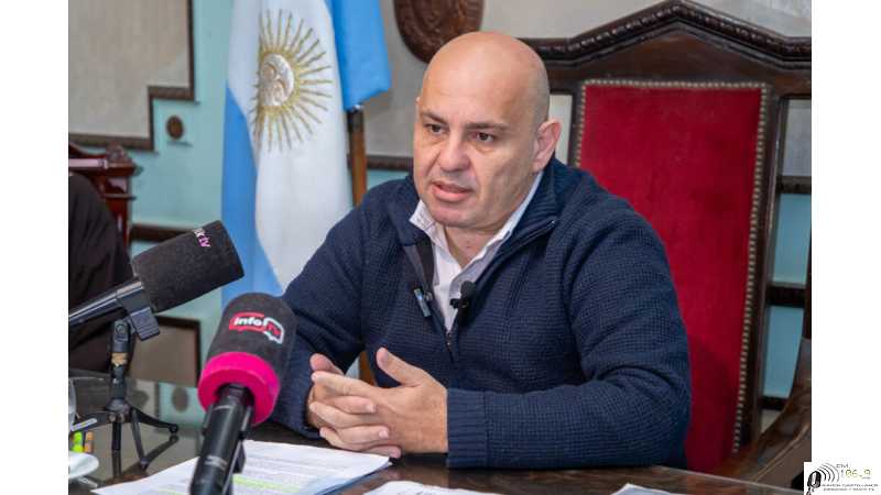 Rodrigo Müller: “Escuchamos a los vecinos y rediseñaremos el Plan de Pavimento para que Esperanza siga creciendo”