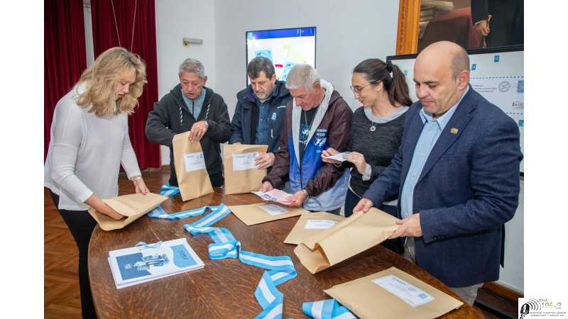Los veteranos de Malvinas recibieron 479 cartas escritas por estudiantes de 4° grado de escuelas de nuestra ciudad
