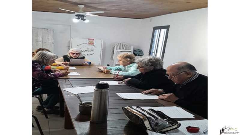 Caps Vecinal BNorte Esperanza felices con taller de terapia ocupacional