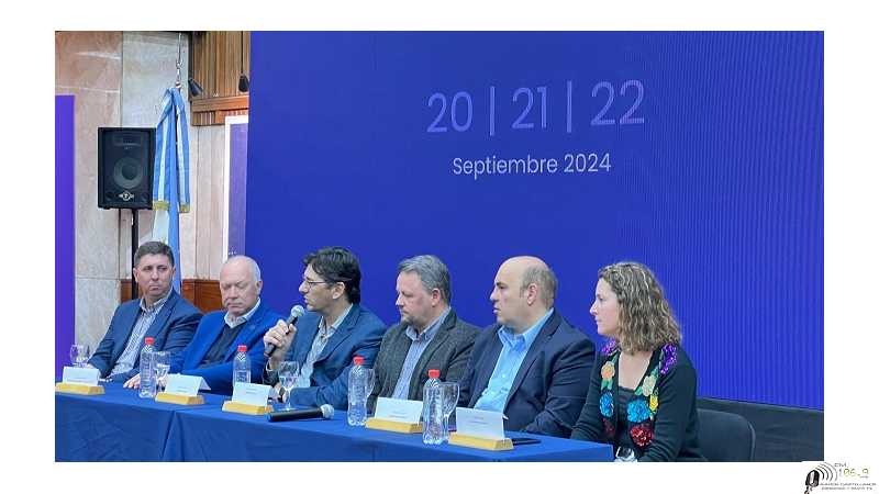 Rodrigo Müller: “Fecol+Expodema muestra todo el potencial productivo de Esperanza” en Capital Federal