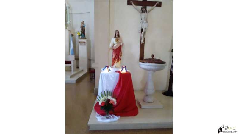 Mes del Sagrado Corazón de Jesús en la capilla