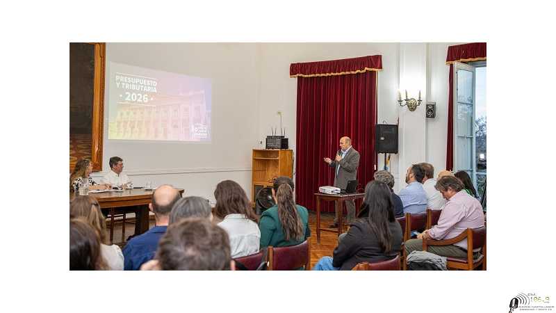 Tributarias y Presupuesto 2026 el Intendente Rodrigo Muller presentó el Proyecto a instituciones, Concejales y vecinos
