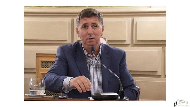 Rubén Pirola solicitó la intervención del Gobierno provincial por el cierre de sucursales del Banco Santander en el interior santafesino